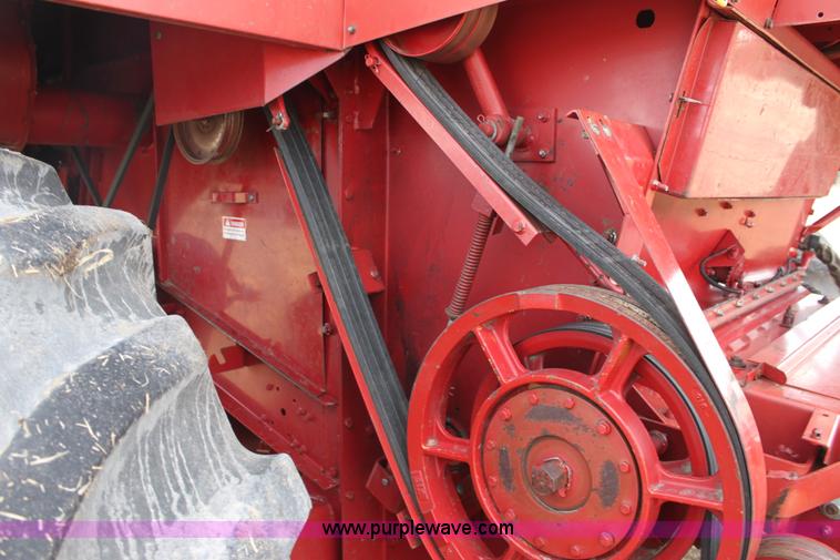 image for item E8406 1994 Case IH 1688 Axial-Flow F33 combine