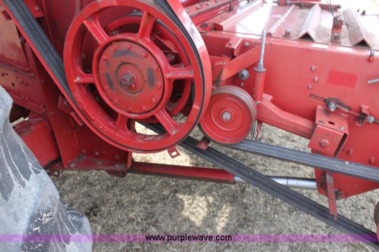image for item E8406 1994 Case IH 1688 Axial-Flow F33 combine