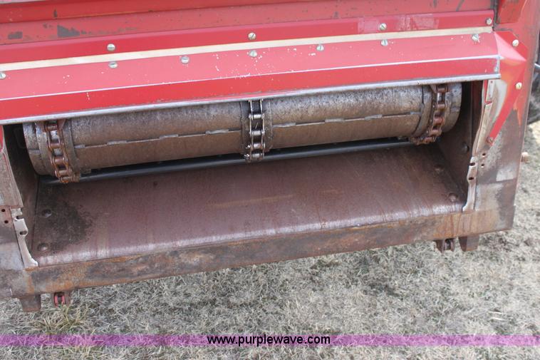 image for item E8406 1994 Case IH 1688 Axial-Flow F33 combine