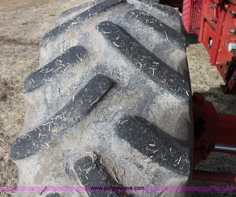 image for item E8406 1994 Case IH 1688 Axial-Flow F33 combine