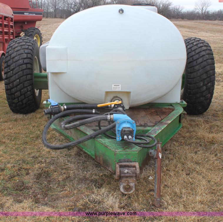 image for item E8409 Nurse tank trailer