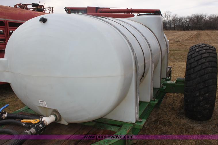 image for item E8409 Nurse tank trailer