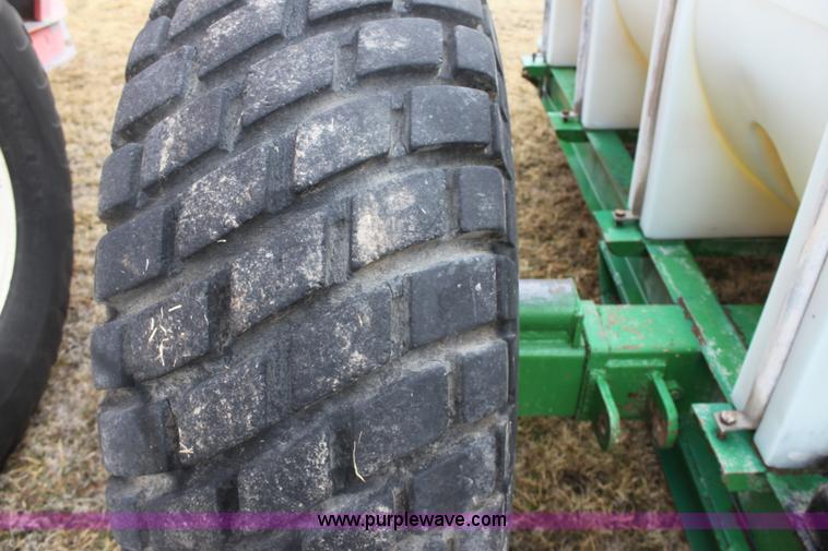 image for item E8409 Nurse tank trailer