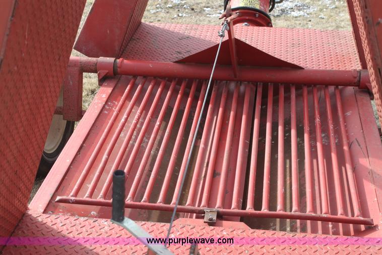 image for item E8411 Baasch and Son S-649 drive over pit