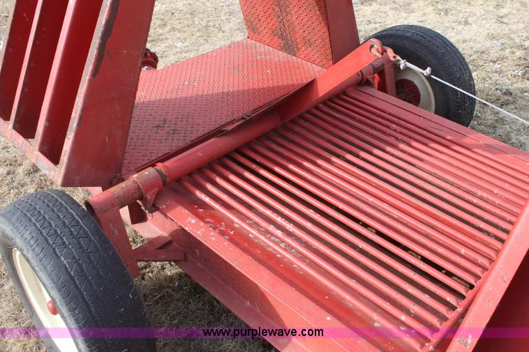 image for item E8411 Baasch and Son S-649 drive over pit