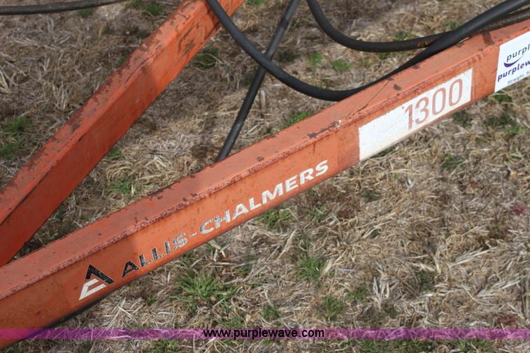 image for item E8412 Allis Chalmers 1300 32' folding field cultivator