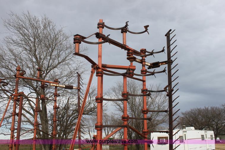 image for item E8412 Allis Chalmers 1300 32' folding field cultivator