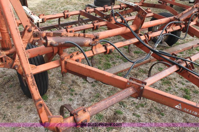 image for item E8412 Allis Chalmers 1300 32' folding field cultivator