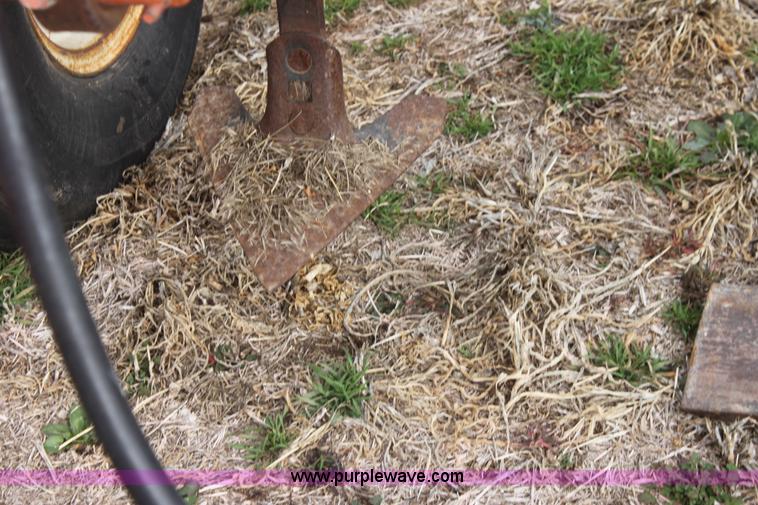 image for item E8412 Allis Chalmers 1300 32' folding field cultivator