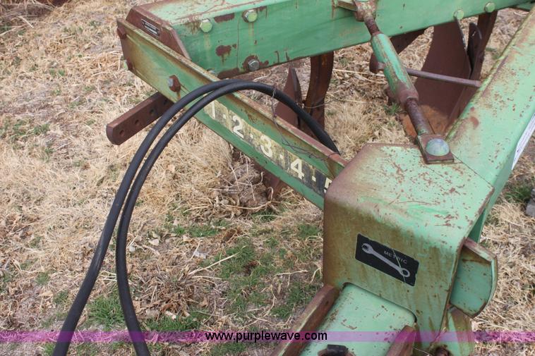 image for item E8413 John Deere A2600 six bottom plow