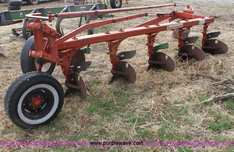 image for item E8414 Allis Chalmers five bottom plow