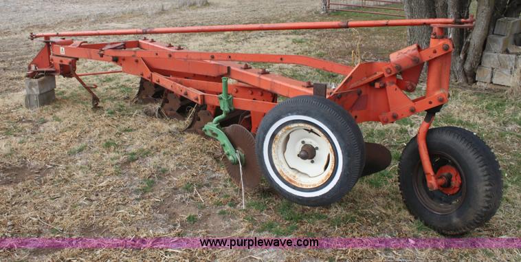 image for item E8414 Allis Chalmers five bottom plow