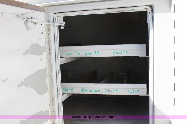 image for item E8415 1996 International 4700 Crew Cab service truck