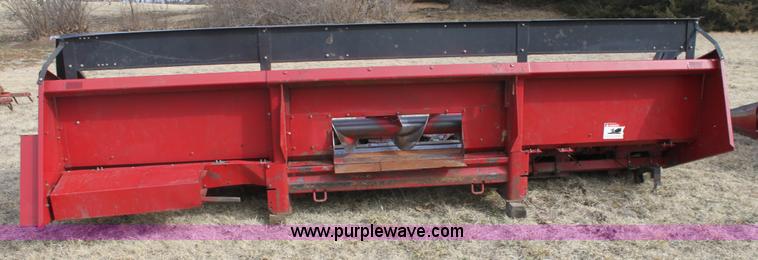 image for item E8418 Case 1063 corn head