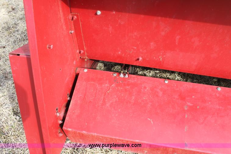 image for item E8418 Case 1063 corn head