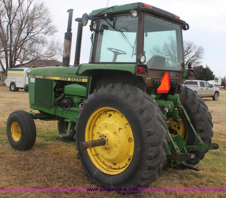 image for item E8419 1979 John Deere 4640 tractor