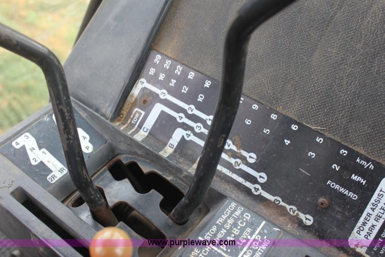 image for item E8419 1979 John Deere 4640 tractor