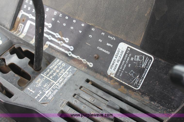 image for item E8419 1979 John Deere 4640 tractor