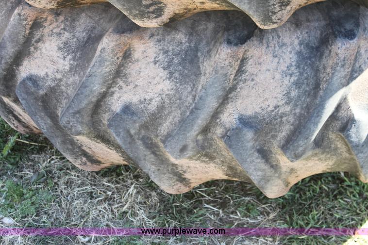 image for item E8419 1979 John Deere 4640 tractor