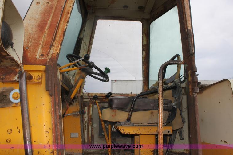 image for item E8420 1980 International 515 wheel loader