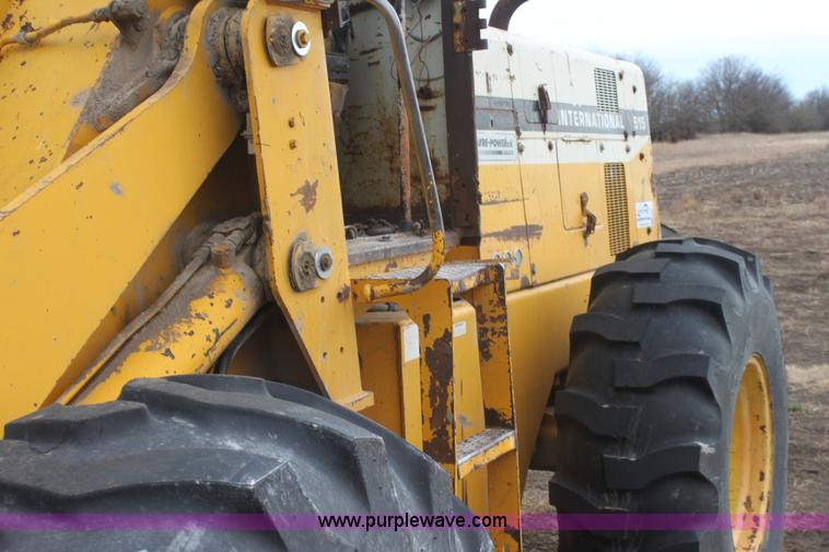 image for item E8420 1980 International 515 wheel loader