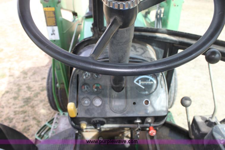 image for item E8421 1979 John Deere 4440 tractor