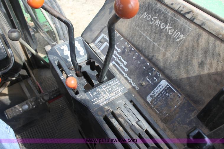 image for item E8421 1979 John Deere 4440 tractor