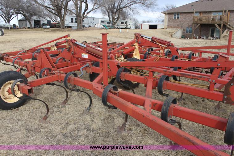image for item E8422 Krause 566 60' field cultivator