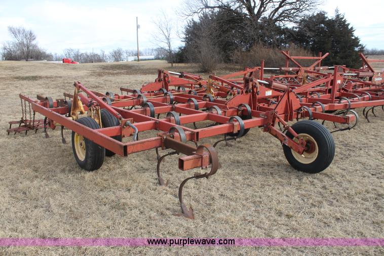 image for item E8422 Krause 566 60' field cultivator