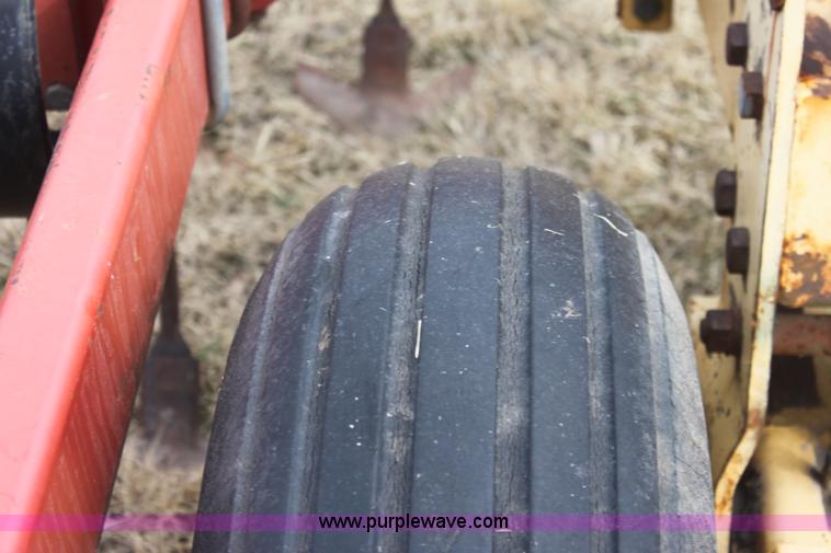 image for item E8422 Krause 566 60' field cultivator