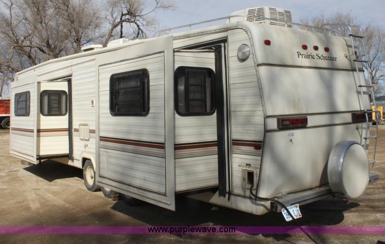 image for item E8429 1985 Prairie Schooner camper