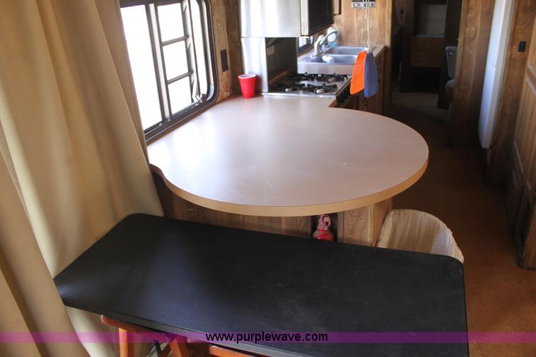 image for item E8429 1985 Prairie Schooner camper