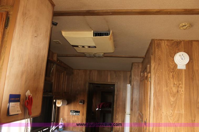 image for item E8429 1985 Prairie Schooner camper