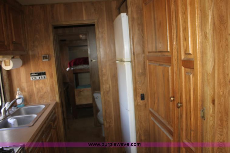 image for item E8429 1985 Prairie Schooner camper