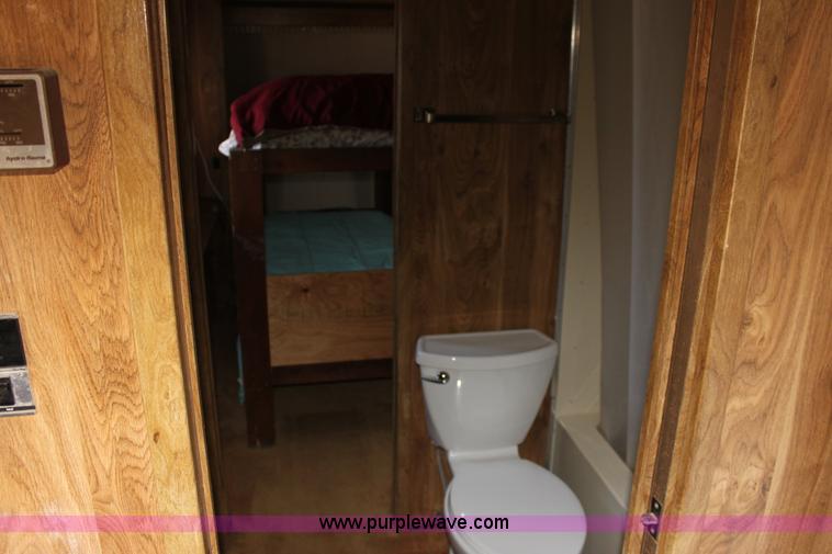 image for item E8429 1985 Prairie Schooner camper