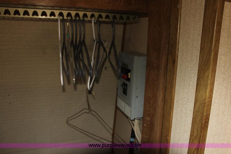 image for item E8429 1985 Prairie Schooner camper