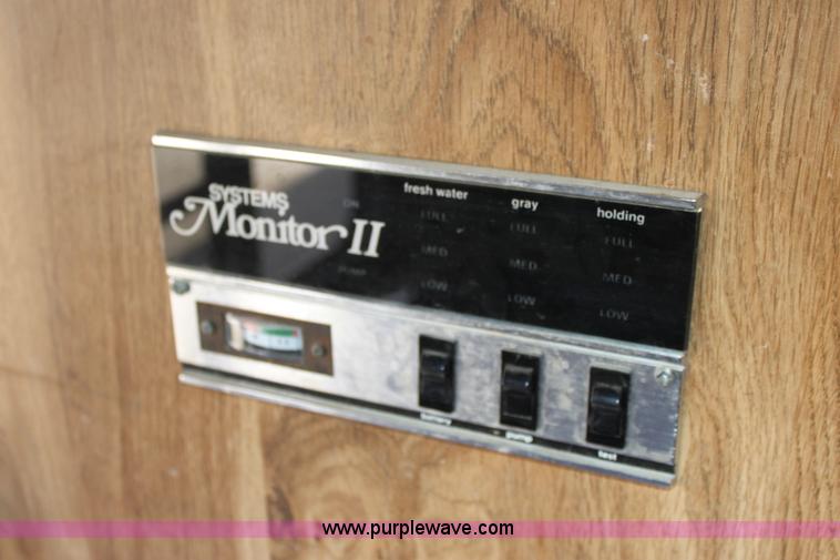 image for item E8429 1985 Prairie Schooner camper