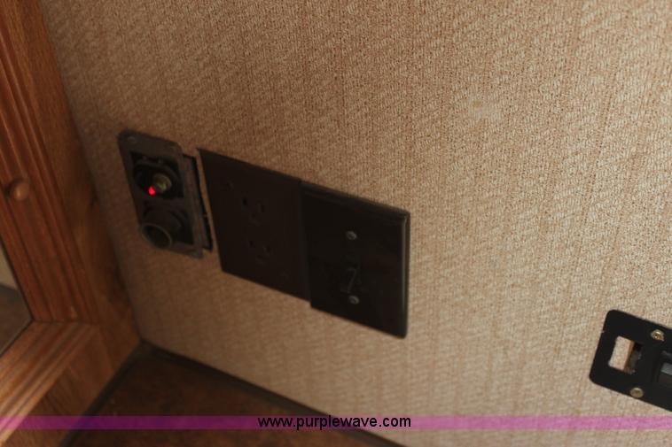 image for item E8429 1985 Prairie Schooner camper