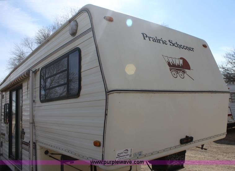 image for item E8429 1985 Prairie Schooner camper