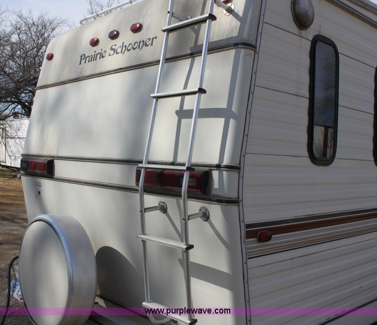 image for item E8429 1985 Prairie Schooner camper