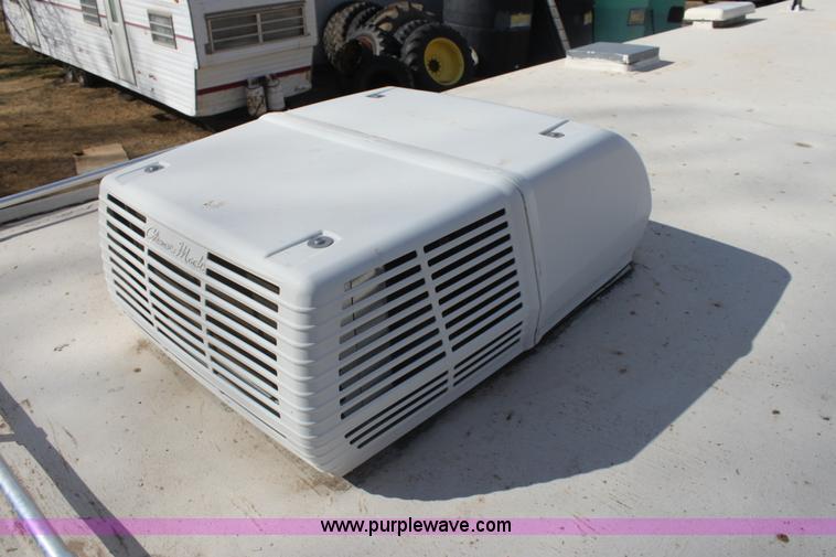 image for item E8429 1985 Prairie Schooner camper