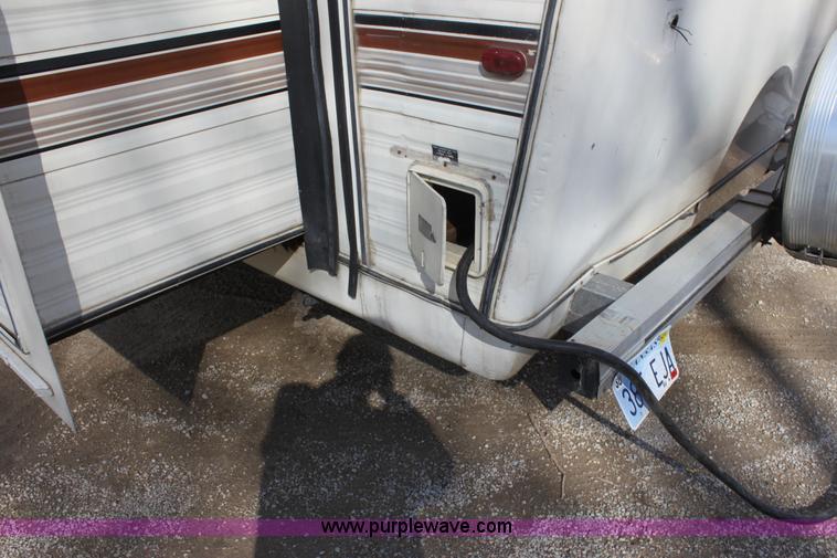 image for item E8429 1985 Prairie Schooner camper