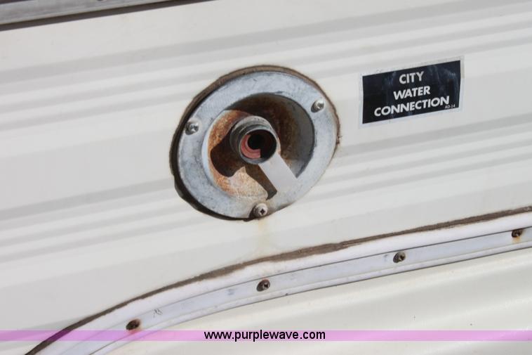 image for item E8429 1985 Prairie Schooner camper