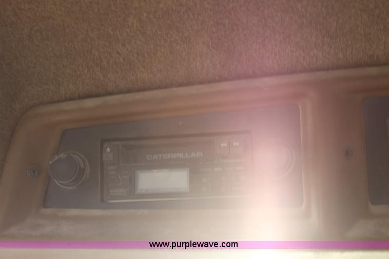 image for item E8434 Caterpillar Challenger 75 tractor