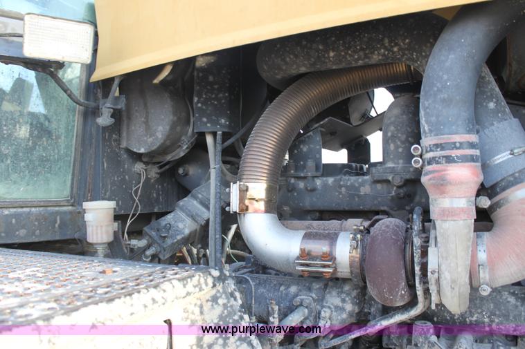 image for item E8434 Caterpillar Challenger 75 tractor