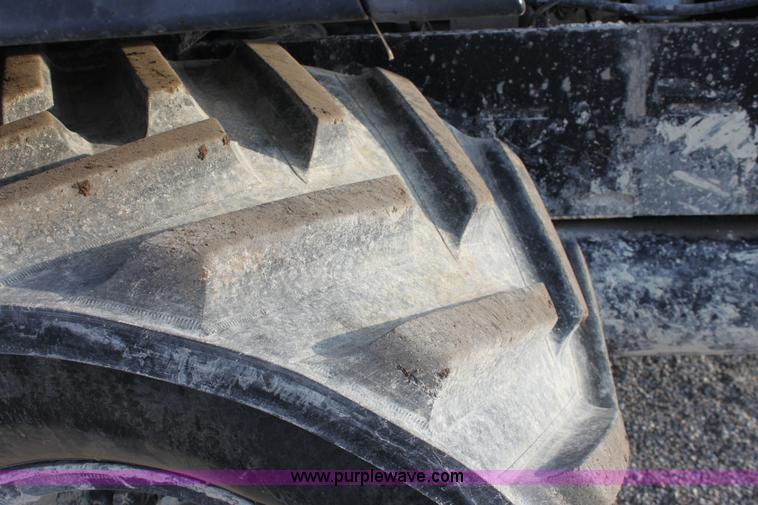 image for item E8434 Caterpillar Challenger 75 tractor