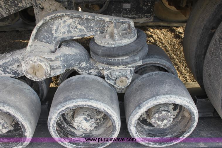 image for item E8434 Caterpillar Challenger 75 tractor