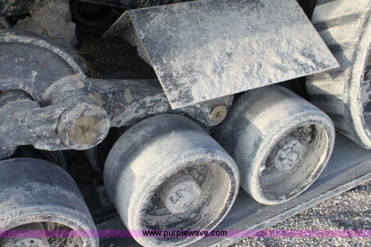 image for item E8434 Caterpillar Challenger 75 tractor