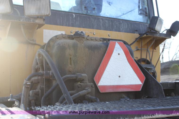 image for item E8434 Caterpillar Challenger 75 tractor