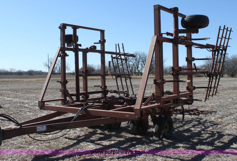 image for item E8437 Sunflower 30' folding chisel